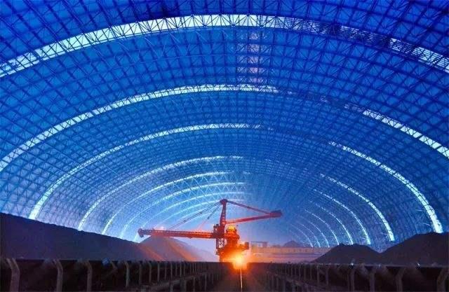 瓦房店亿优钢构工程师为您解析原料场封闭技术的特点和类型